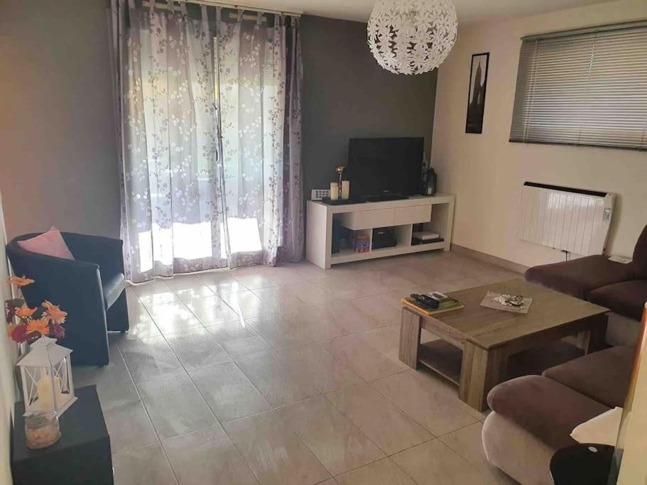 Tres Bel Appartement 3 Pieces + Jardin + Parking Дивон ле Бен Екстериор снимка